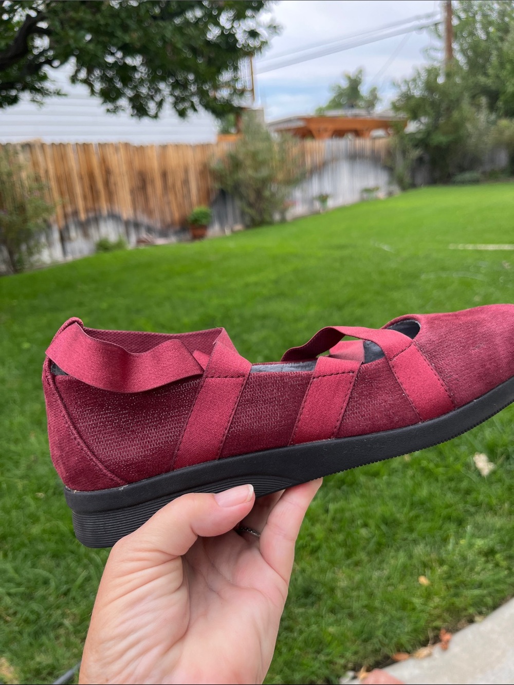 NEW JBU Suede Burgundy Ballet Flats with Crisscross Straps Size 9 - Picture 5 of 11